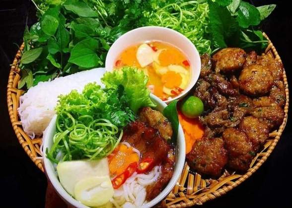 Khám phá ẩm thực Hà Nội
